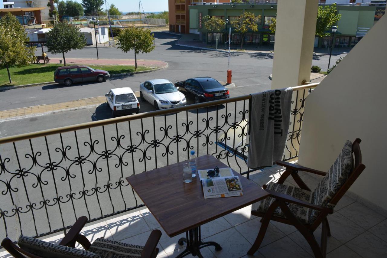 Lotus Family Hotel - Free Parking ซันนีบีช ภายนอก รูปภาพ