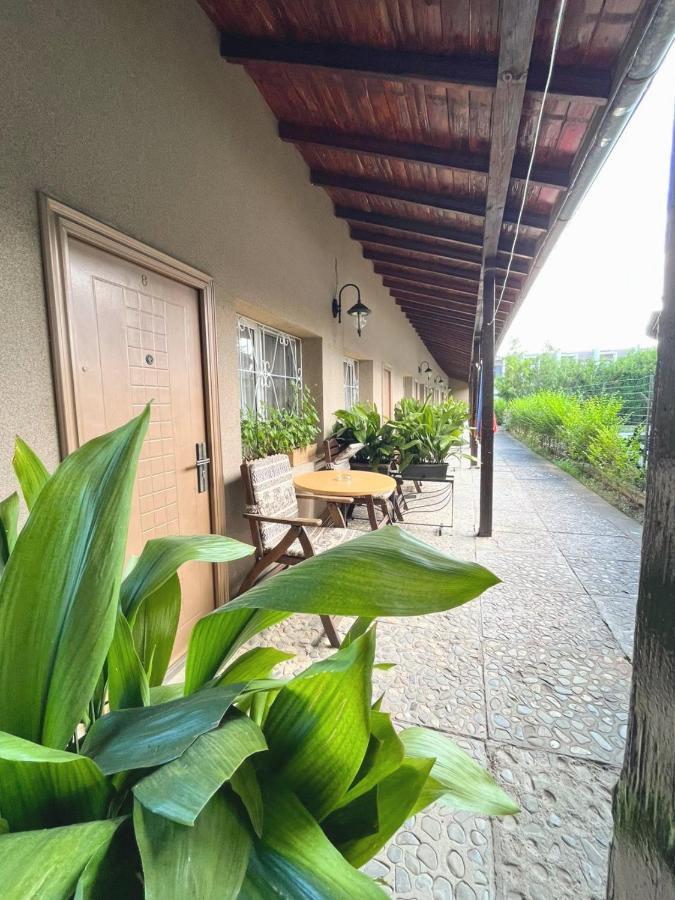Lotus Family Hotel - Free Parking ซันนีบีช ภายนอก รูปภาพ